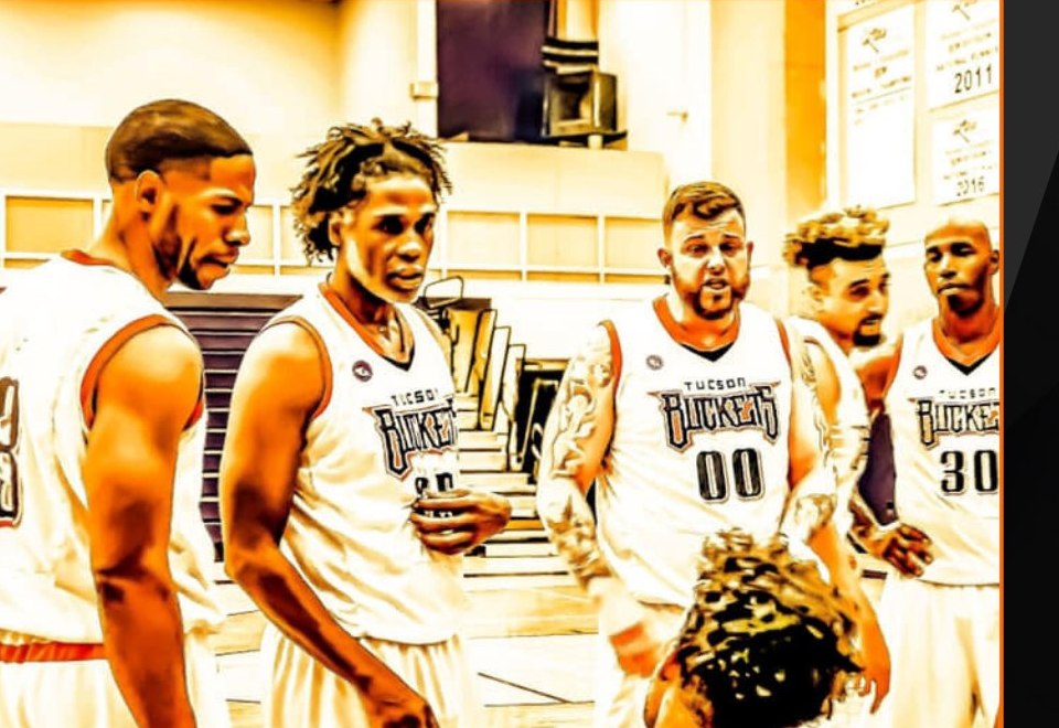 Tucson Buckets players huddling on the court